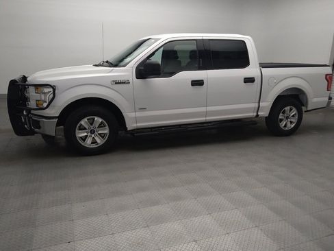 Used 2017 Ford F150 XLT RWD image 2