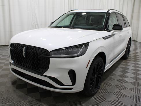 New 2026 Lincoln Aviator Reserve w/ Jet Appearance Package image 36