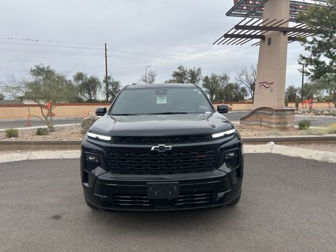 Used 2024 Chevrolet Traverse RS w/ LPO, Floor Liner Package image 8