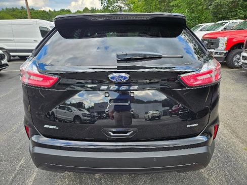 Certified 2022 Ford Edge SEL w/ Sport Appearance Package image 6