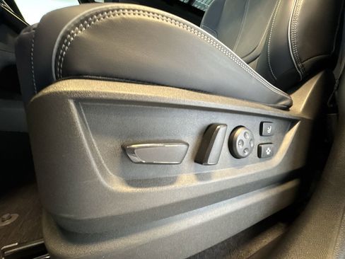 New 2026 INFINITI QX80 4WD image 12