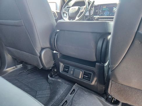 Used 2024 Chevrolet Silverado 1500 LT RWD image 24
