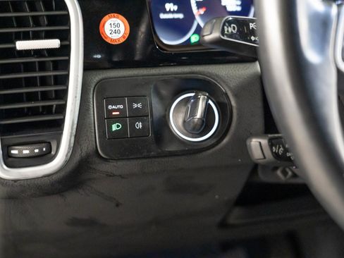 Certified 2023 Porsche Cayenne GTS AWD/4WD image 23
