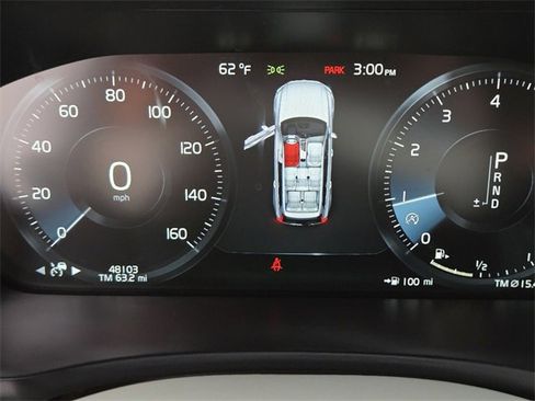 Used 2022 Volvo XC90 T6 Momentum w/ Advanced Package image 24