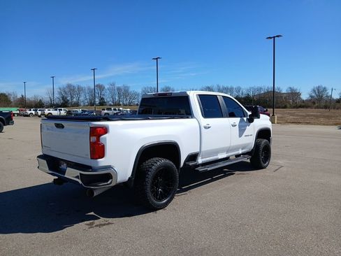 Used 2023 Chevrolet Silverado 2500 LT w/ Convenience Package image 7