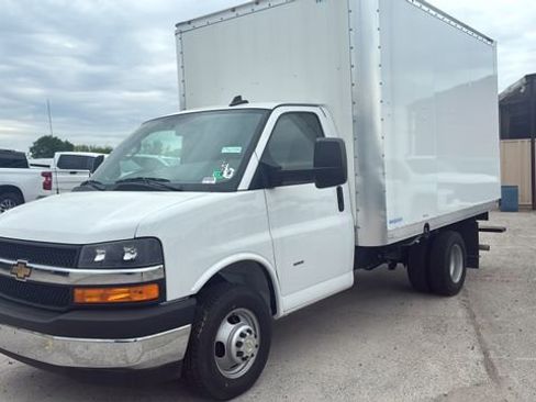 New 2024 Chevrolet Express 3500 w/ Power Convenience Package RWD image 3
