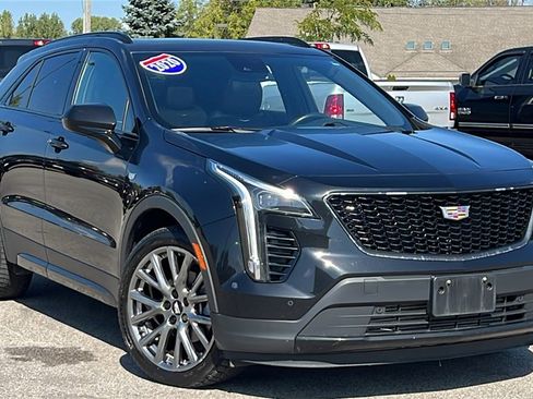 Used 2020 Cadillac XT4 Sport image 2