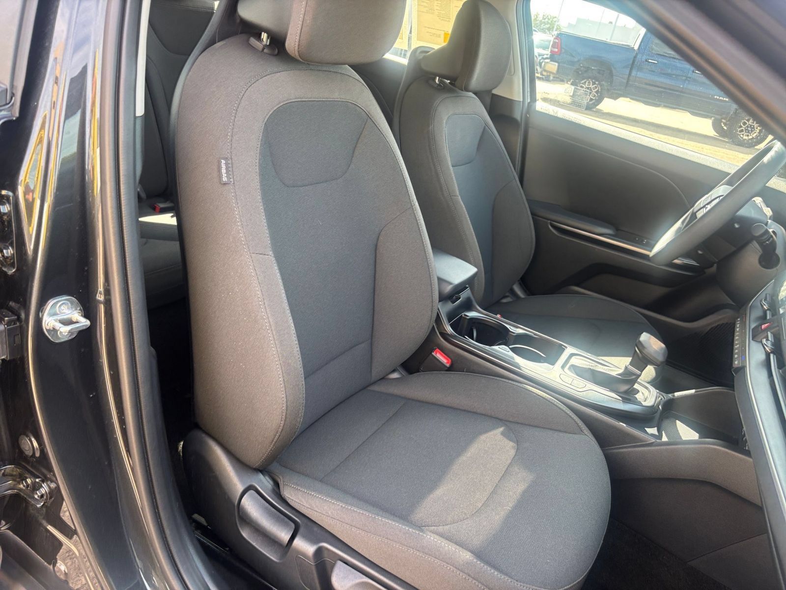 Used 2026 Kia K4 FWD image 34