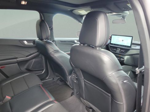 New 2025 Ford Escape ST-Line w/ Tech Pack #1 image 26