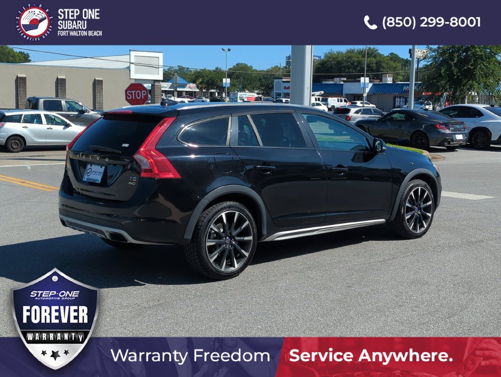 Used 2018 Volvo V60 T5 Cross Country w/ Convenience Package AWD/4WD image 7