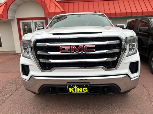 Used 2019 GMC Sierra 1500 SLE image 3