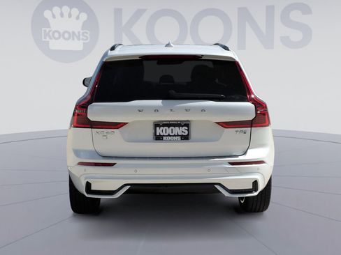 New 2026 Volvo XC60 T8 Plus w/ Protection Package Premier image 5