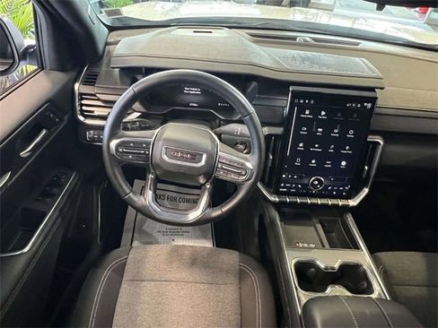 Certified 2025 GMC Acadia Elevation image 18