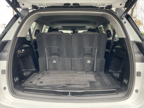 Used 2022 Jeep Grand Cherokee L Laredo w/ Luxury Tech Group I image 17