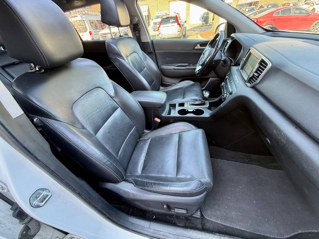 Used 2017 Kia Sportage EX w/ EX Technology Package AWD/4WD image 30