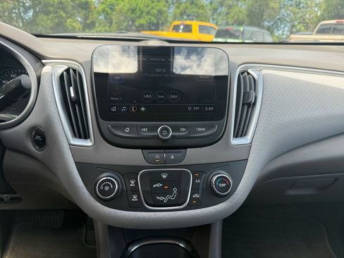 Used 2022 Chevrolet Malibu LS w/ Driver Confidence Package FWD image 23