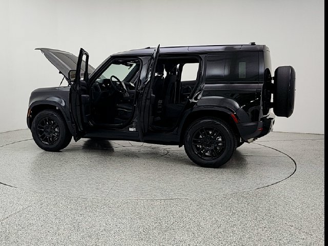 New 2026 Land Rover Defender 110 S AWD/4WD image 12