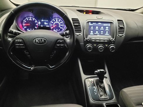 Used 2018 Kia Forte S w/ S Technology Plus Package FWD image 22