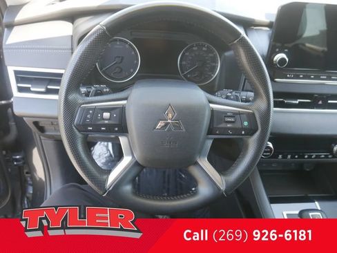 Used 2024 Mitsubishi Outlander SE AWD/4WD image 28