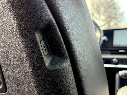 Used 2024 Kia Sportage X-Line w/ X-Line Premium Package image 37