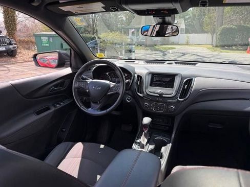 Used 2023 Chevrolet Equinox RS AWD/4WD image 18