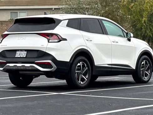 Certified 2023 Kia Sportage LX image 5