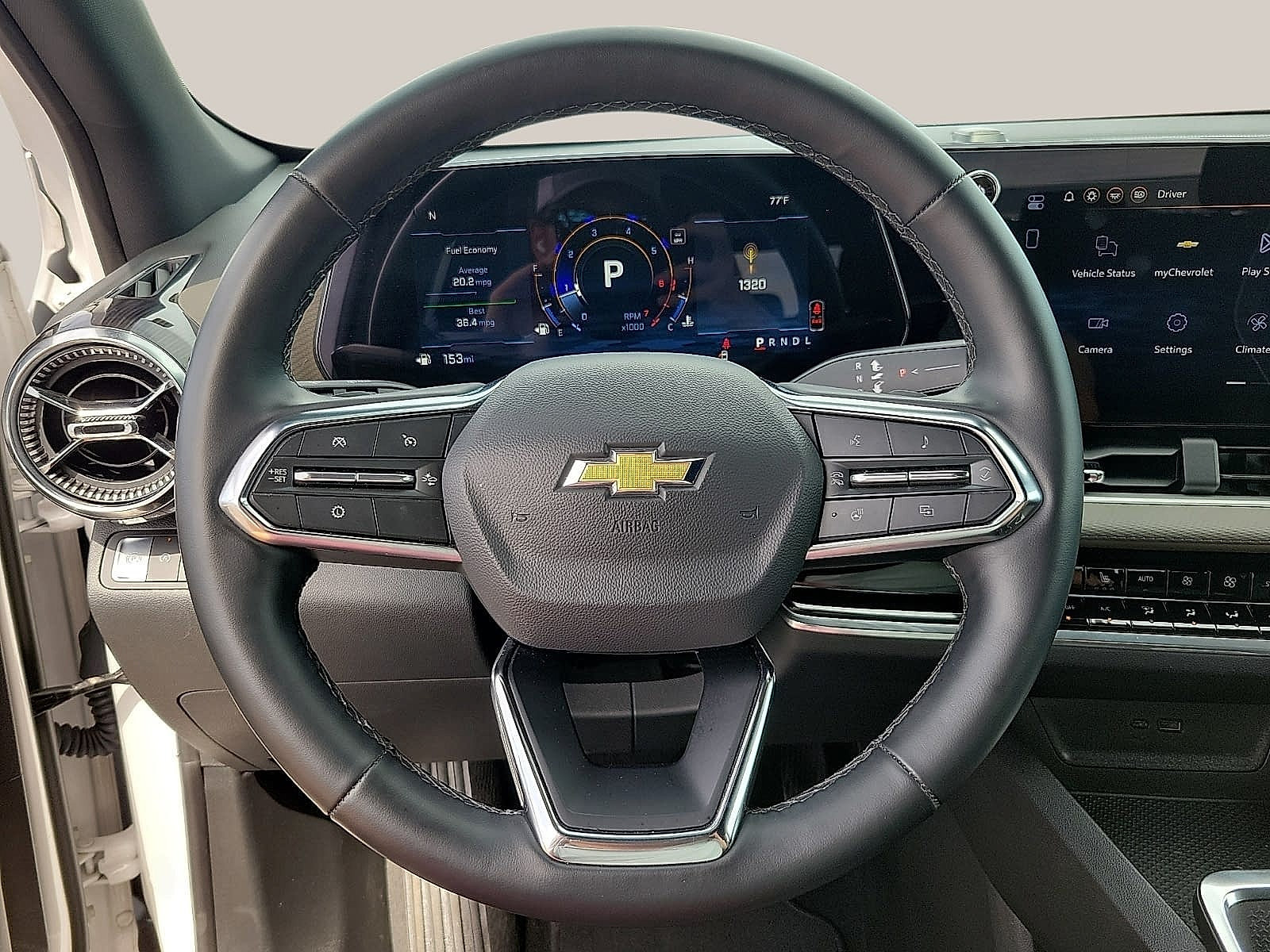 Used 2026 Chevrolet Equinox LT w/ Convenience Package II FWD image 19