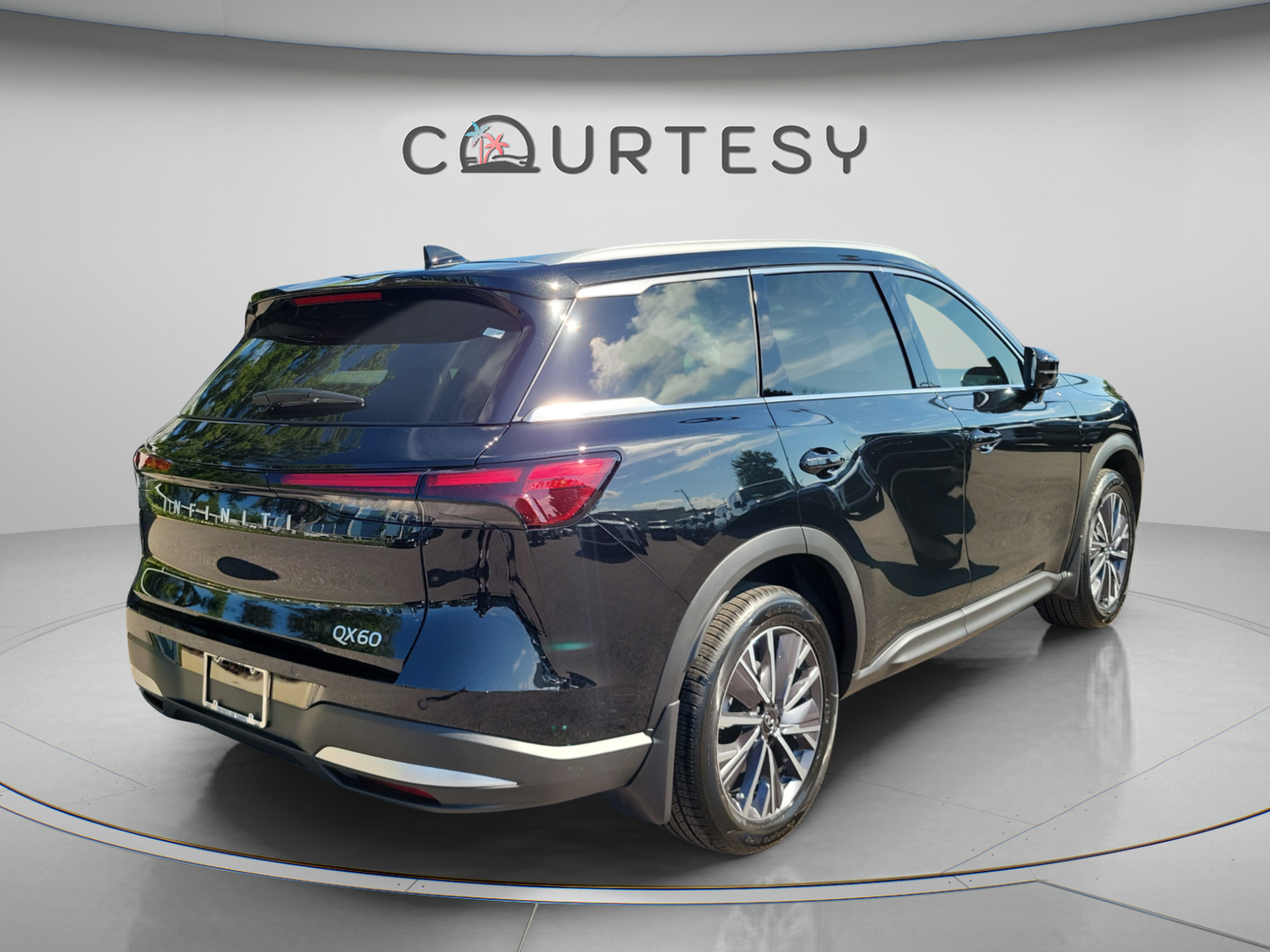 New 2027 INFINITI QX60 Luxe FWD image 3