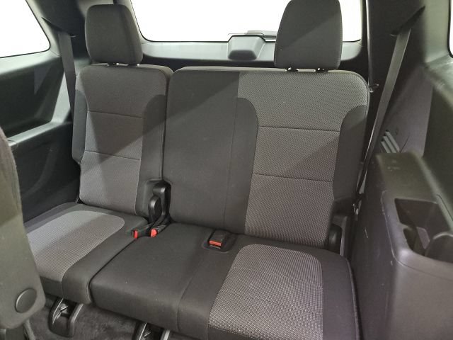Used 2023 Chevrolet Traverse LT AWD/4WD image 6