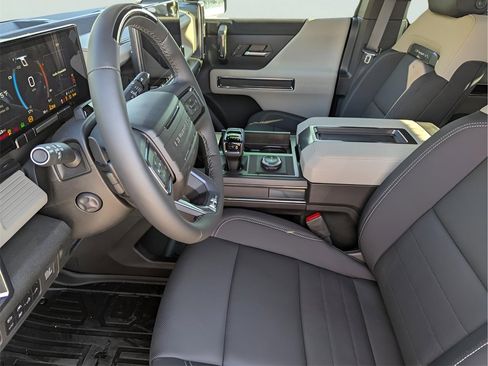 New 2026 GMC Hummer EV 4x4 Crew Cab image 8