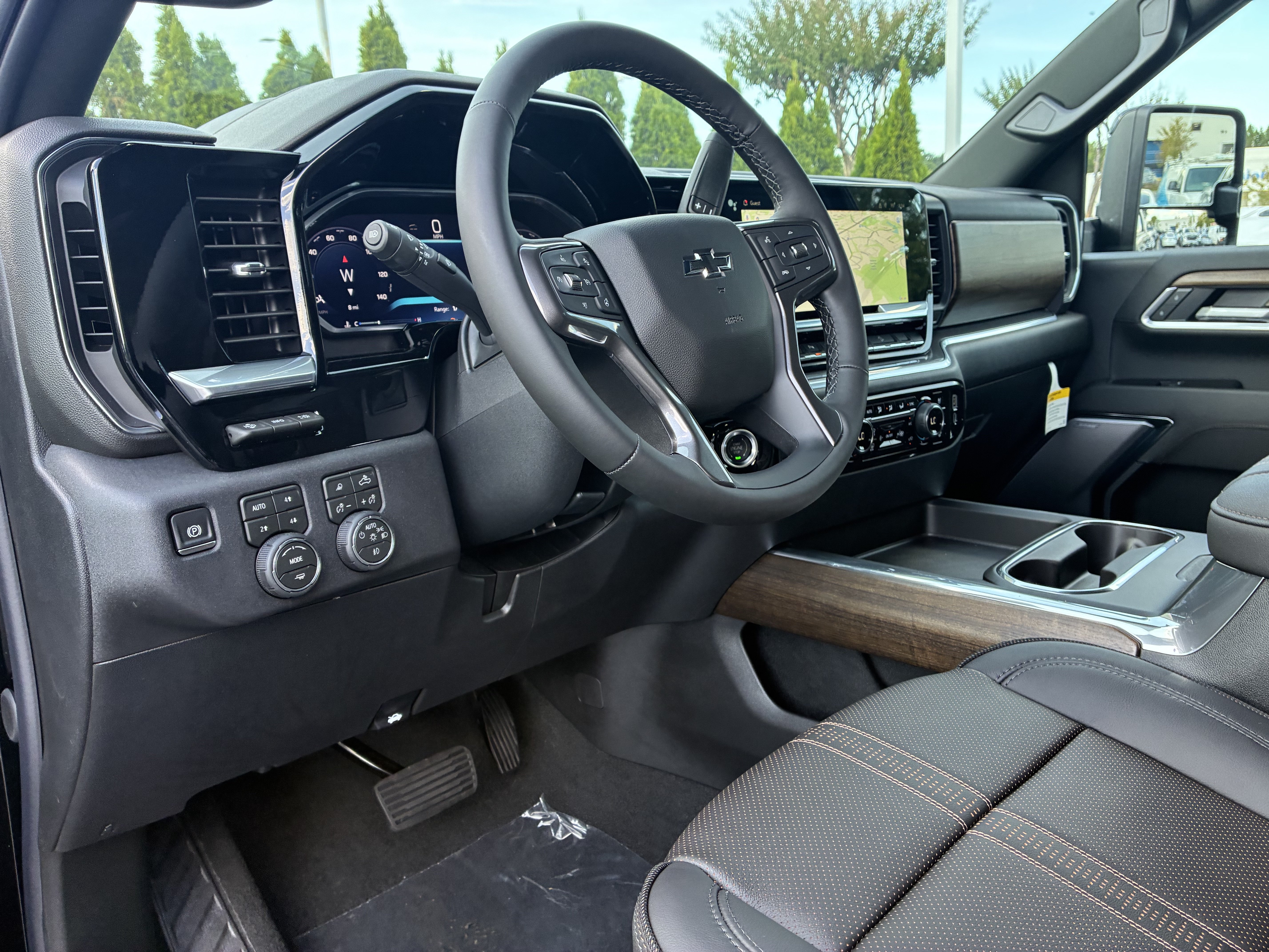 New 2026 Chevrolet Silverado 2500 High Country w/ Midnight Edition AWD/4WD image 24