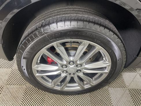 Used 2023 Cadillac XT5 Sportv AWD/4WD image 10