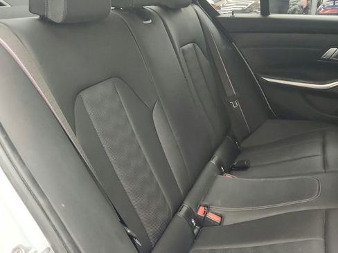 Used 2022 BMW M3 Competition image 41