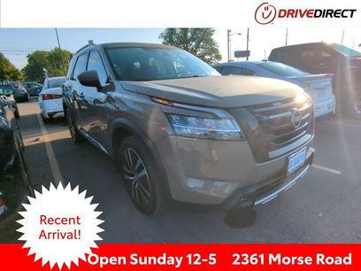 Used 2023 Nissan Pathfinder Platinum