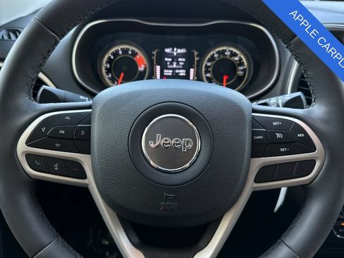 Used 2022 Jeep Cherokee Latitude AWD/4WD image 25