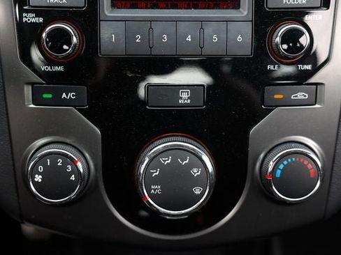 Used 2011 Kia Forte Koup SX FWD image 34