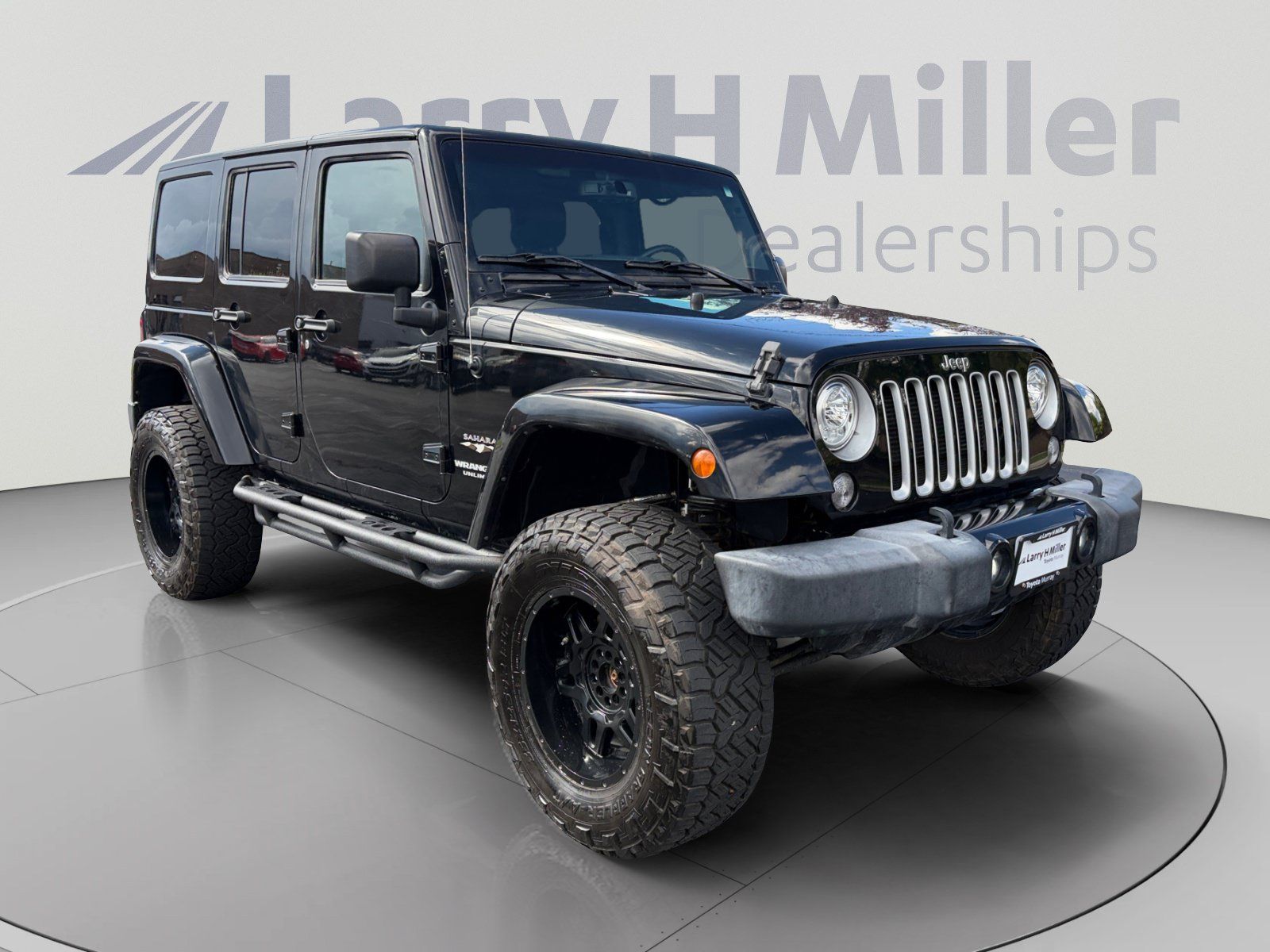 Used 2017 Jeep Wrangler Unlimited Sahara w/ Connectivity Group AWD/4WD image 7