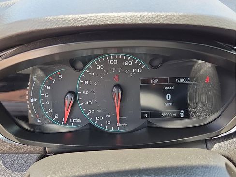 Used 2020 Chevrolet Trax LT w/ Driver Confidence Package FWD image 18