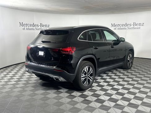 Used 2025 Mercedes-Benz GLA 250 image 7