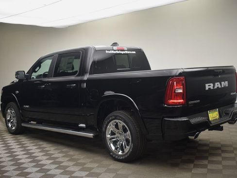New 2026 RAM 1500 4x4 Crew Cab image 13