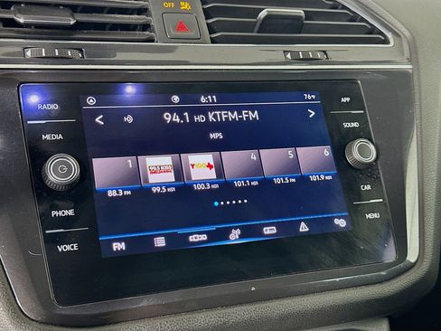 Used 2021 Volkswagen Tiguan SEL FWD image 21