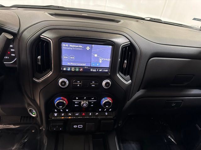 Used 2023 GMC Sierra 2500 AT4 w/ AT4 Preferred Package AWD/4WD image 16