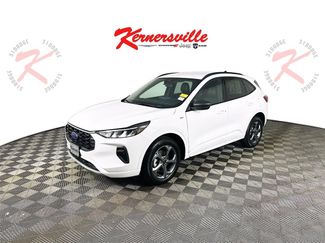 Used 2023 Ford Escape ST-Line w/ Tech Pack #1 video 3