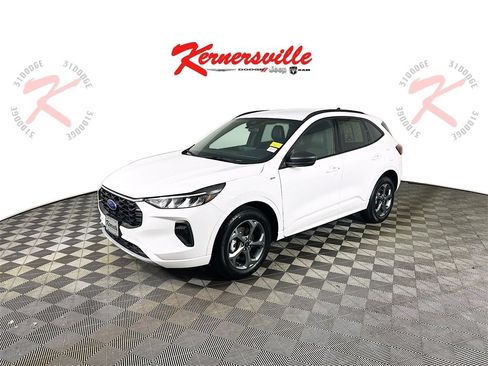 Used 2023 Ford Escape ST-Line w/ Tech Pack #1 image 3