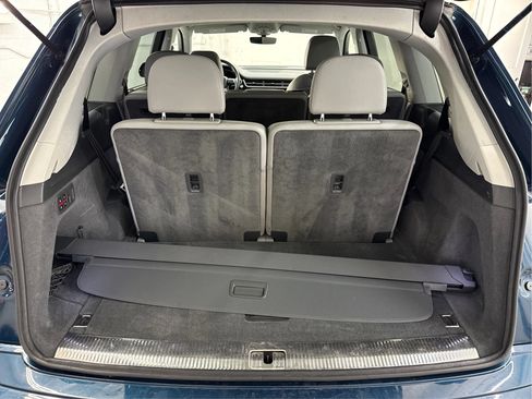 Used 2018 Audi Q7 3.0T Prestige AWD/4WD image 16