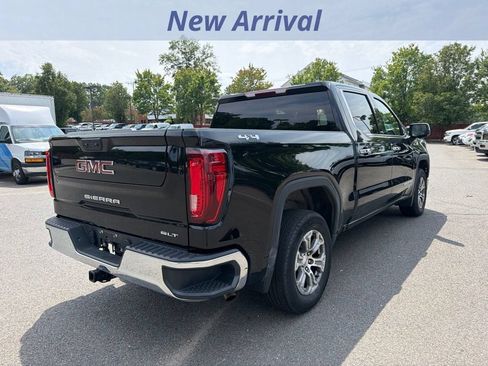 Used 2025 GMC Sierra 1500 SLT AWD/4WD image 7