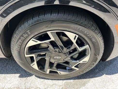 Used 2023 Kia Sportage SX FWD image 10