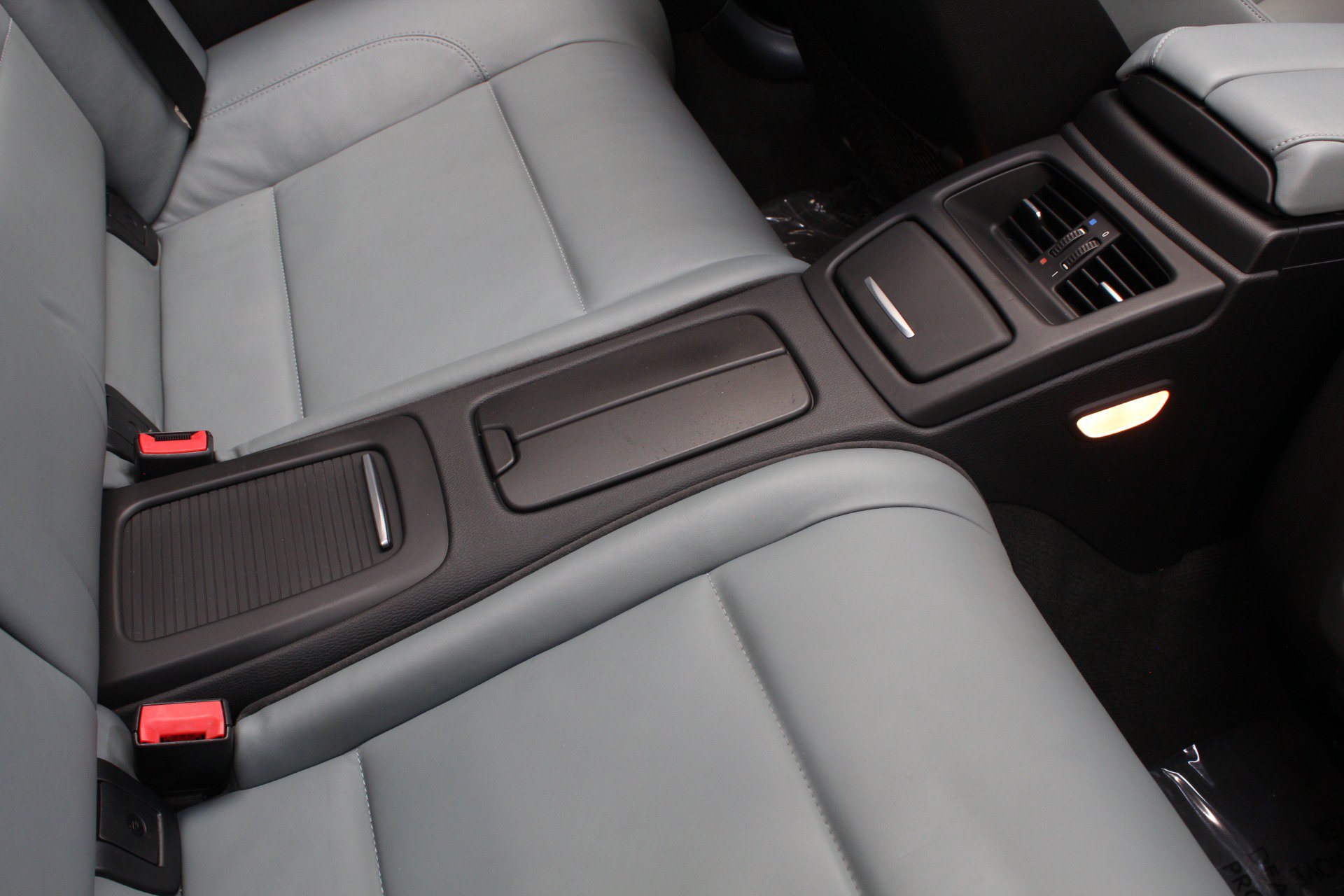 Used 2008 BMW M3 Convertible w/ Premium Pkg RWD image 39