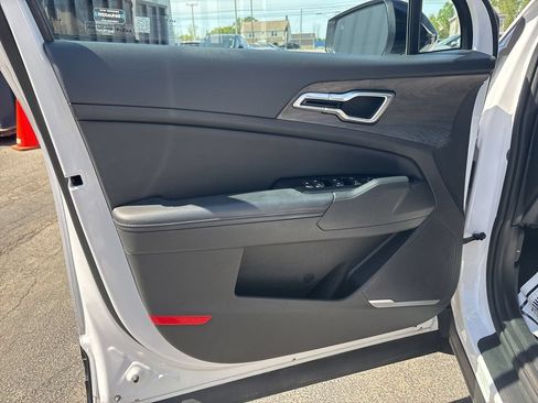 Used 2023 Kia Sportage X-Line w/ X-Line Premium Package AWD/4WD image 17