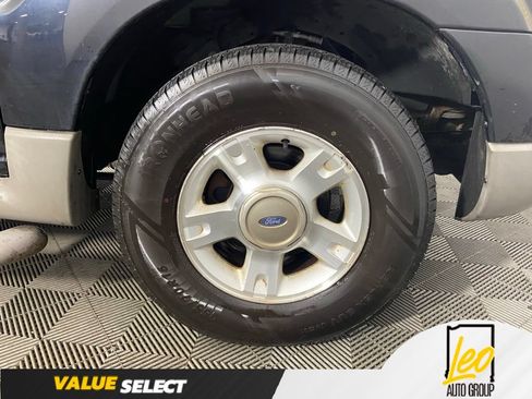 Used 2003 Ford Explorer Sport Trac XLS AWD/4WD image 23